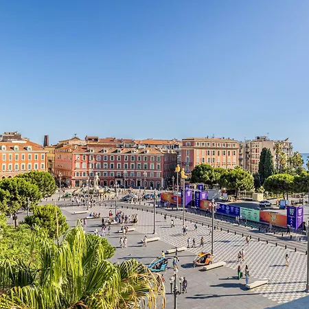 Exceptional Location, 2br Right On Place Massena, Newly Renovated * Nice